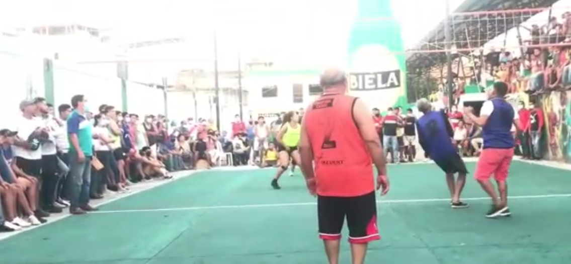 ECUAVOLLEY EN EL ESTADIO DE VENTANAS.
